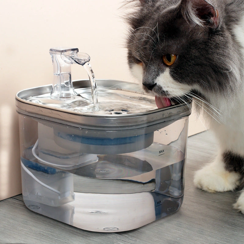 Hydrate Happy Pup: PetPal's Auto Water Fountain for Thirsty Dogs & Cats!